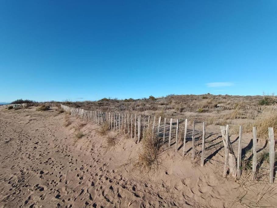 Studio Au Cap D'Agde Dans Les Pinedes Bagian luar foto
